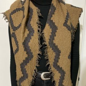 Wilfred Diamond Mosaic Triangle Scarf